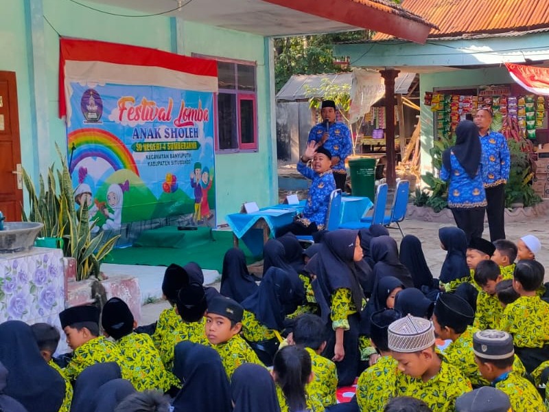 LOMBAH FESTIVAL ANAK SHOLEH DAN SHOLEHAH SD NEGERI 4 SUMBERANYAR