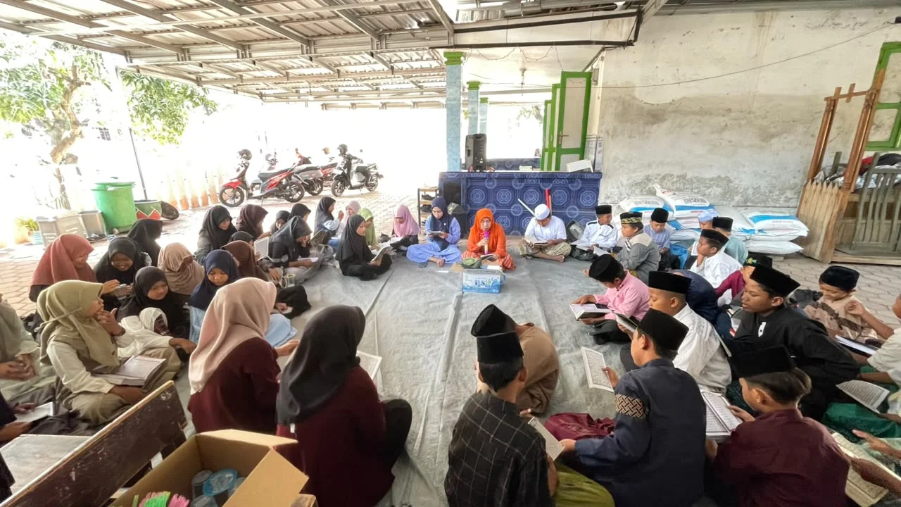 Murid SD Negeri 4 Sumberanyar Gelar Khotmil Qur’an dalam Rangka Hari Santri Nasional 2026